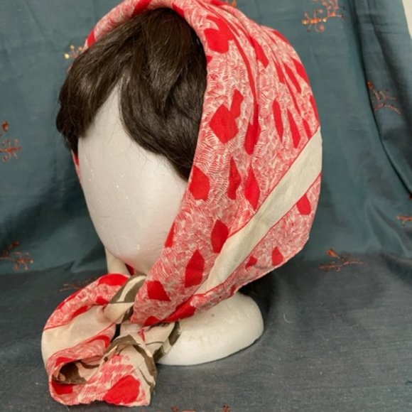 EUC Vintage 70s 80s Bill Blass Silk Scarf Red Brown combo Beautiful 28 x 28 silk - Picture 1 of 9